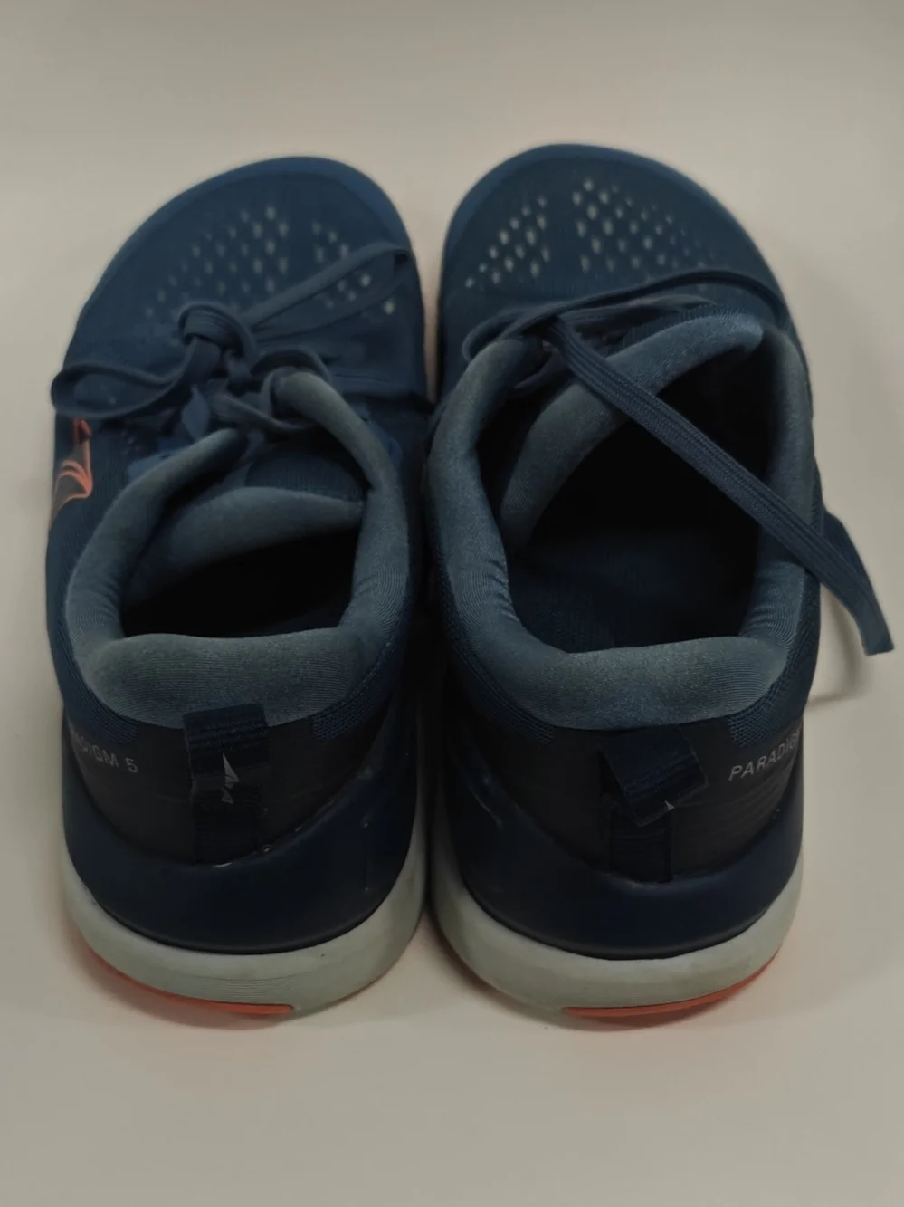 Altra Paradigm 5 Women’s Running Shoes Blue Coral AL0A4VQY460 Size 9 Comfort Sup